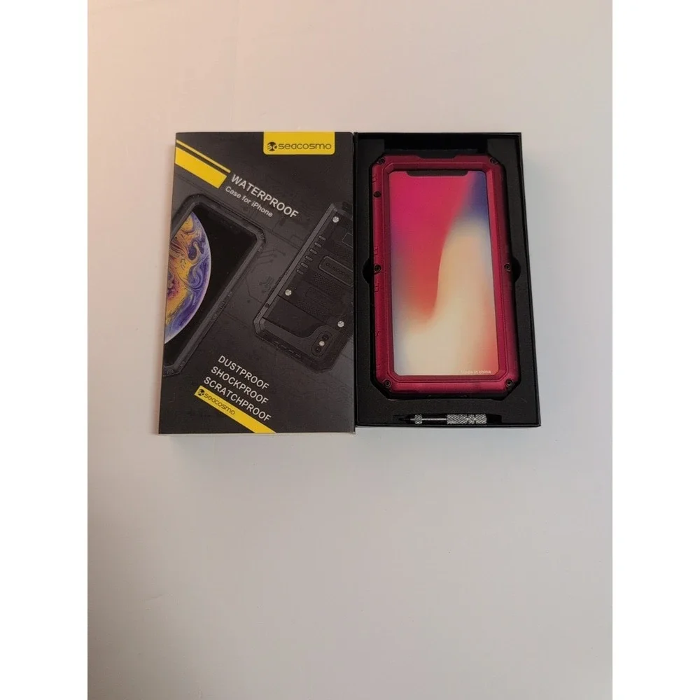 Seacosmo iPhone X / XS Red Metal Frame Case w/ Built-in Screen‎ Protector